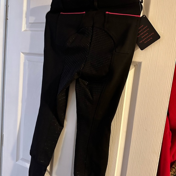 HR Farm riding pants. Black with hot pink piping on pockets. NWT Size 28. - Picture 2 of 3